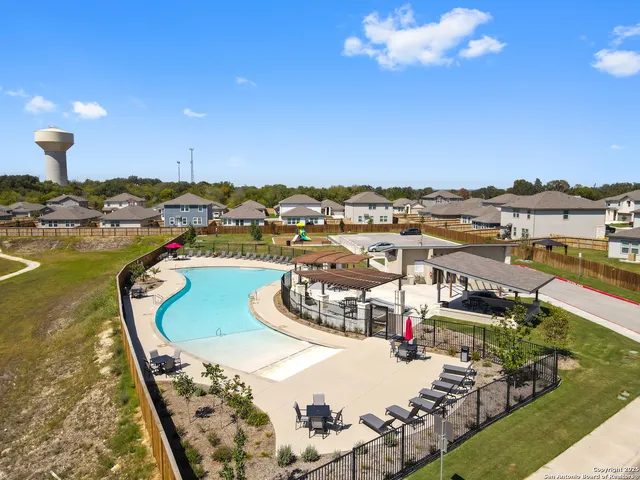 $304,990 | 13620 Helton Pass, St. Hedwig, TX 78152