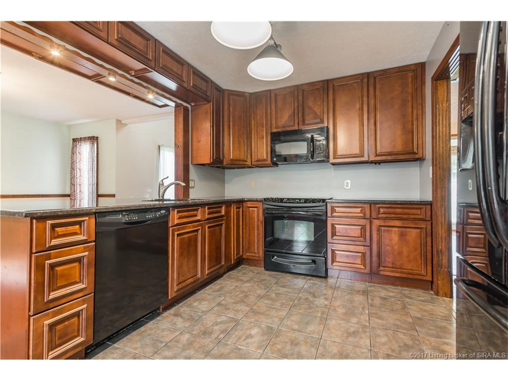 1035 Captain Frank Road New Albany, IN 47150 - Photo 11 of 43 Gallery Image 11