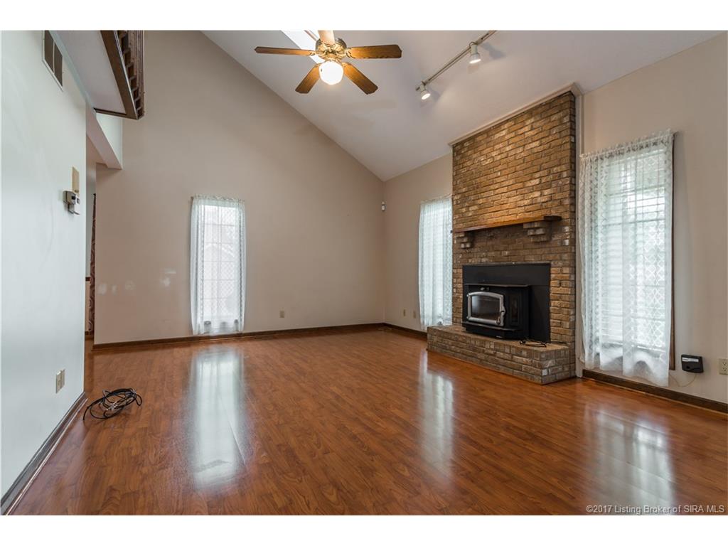 1035 Captain Frank Road New Albany, IN 47150 - Photo 3 of 43 Gallery Image 3