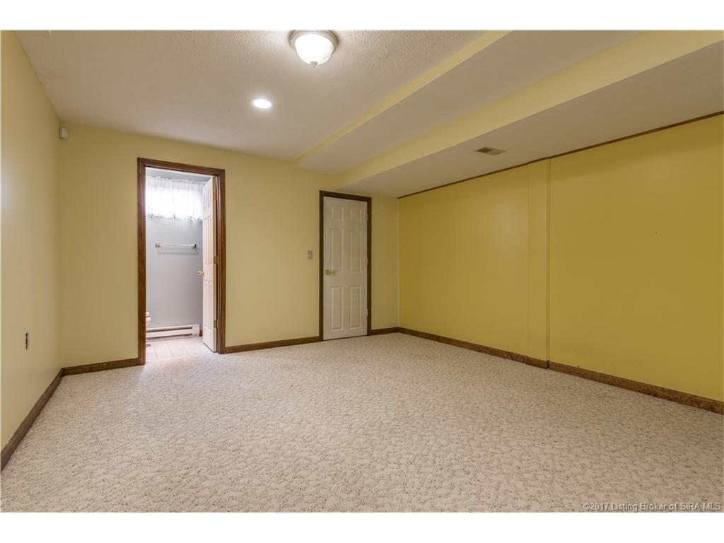 1035 Captain Frank Road New Albany, IN 47150 - Photo 32 of 43 Gallery Image 32
