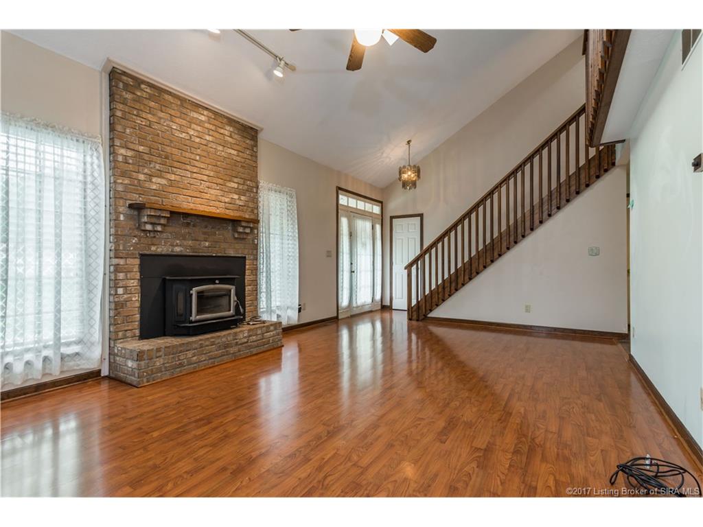 1035 Captain Frank Road New Albany, IN 47150 - Photo 4 of 43 Gallery Image 4