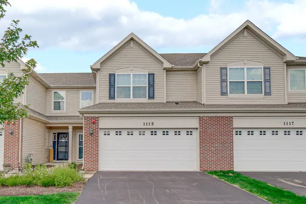 $2,595 | 1115 Goldfinch Avenue, Yorkville, IL 60560
