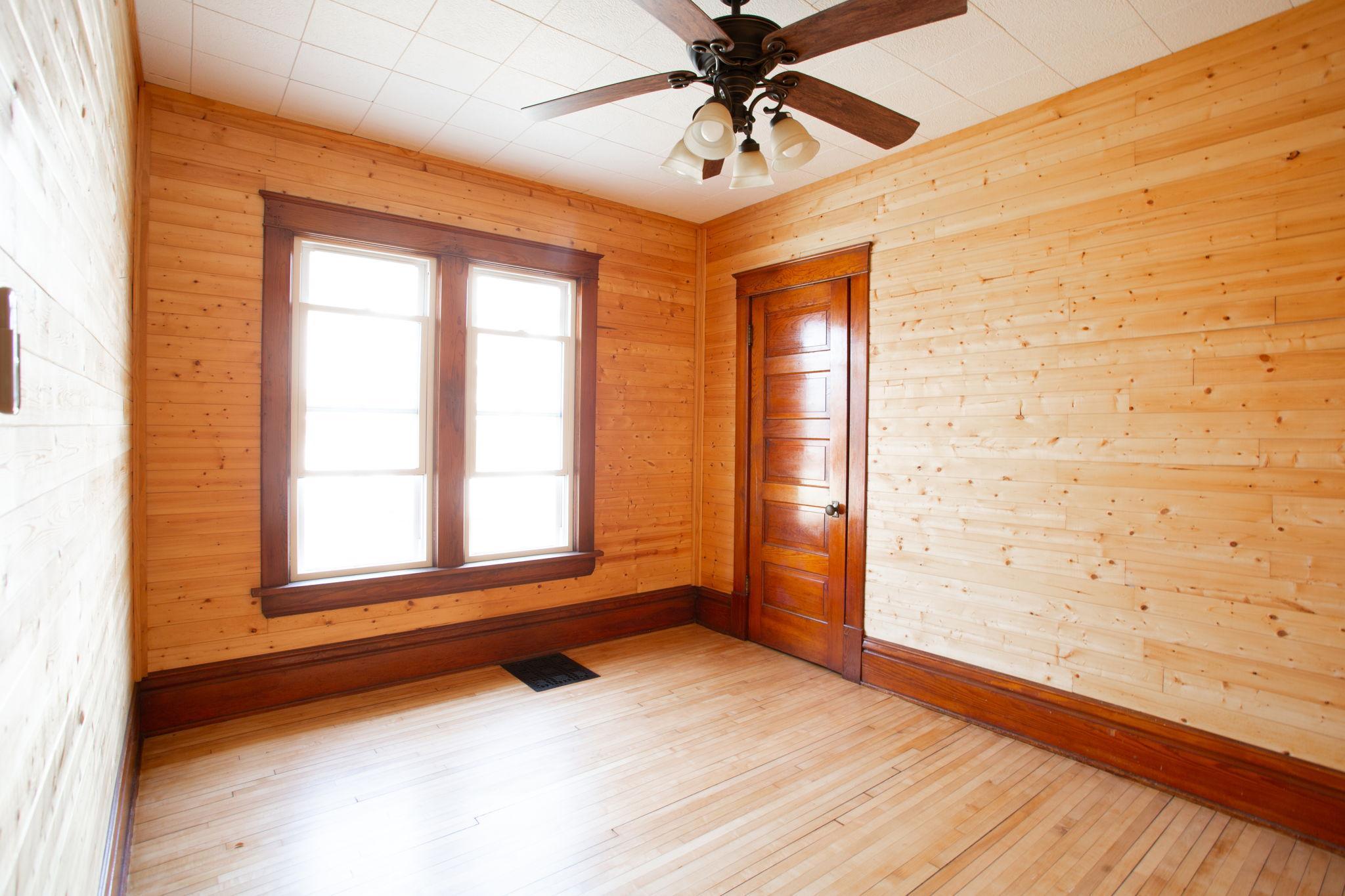 109 South Dallas Street River Falls, WI 54022 - Photo 17 of 32