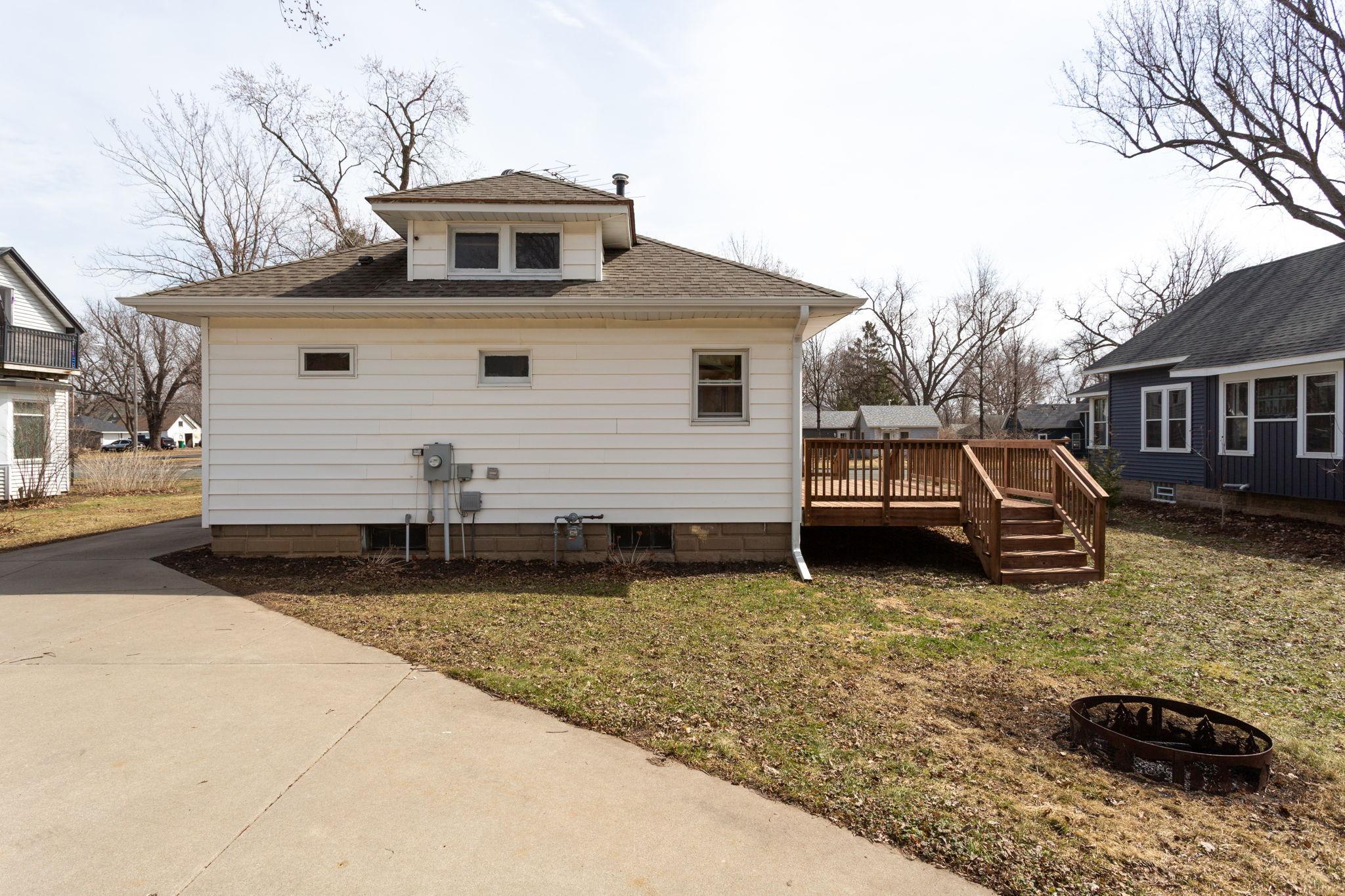109 South Dallas Street River Falls, WI 54022 - Photo 26 of 32