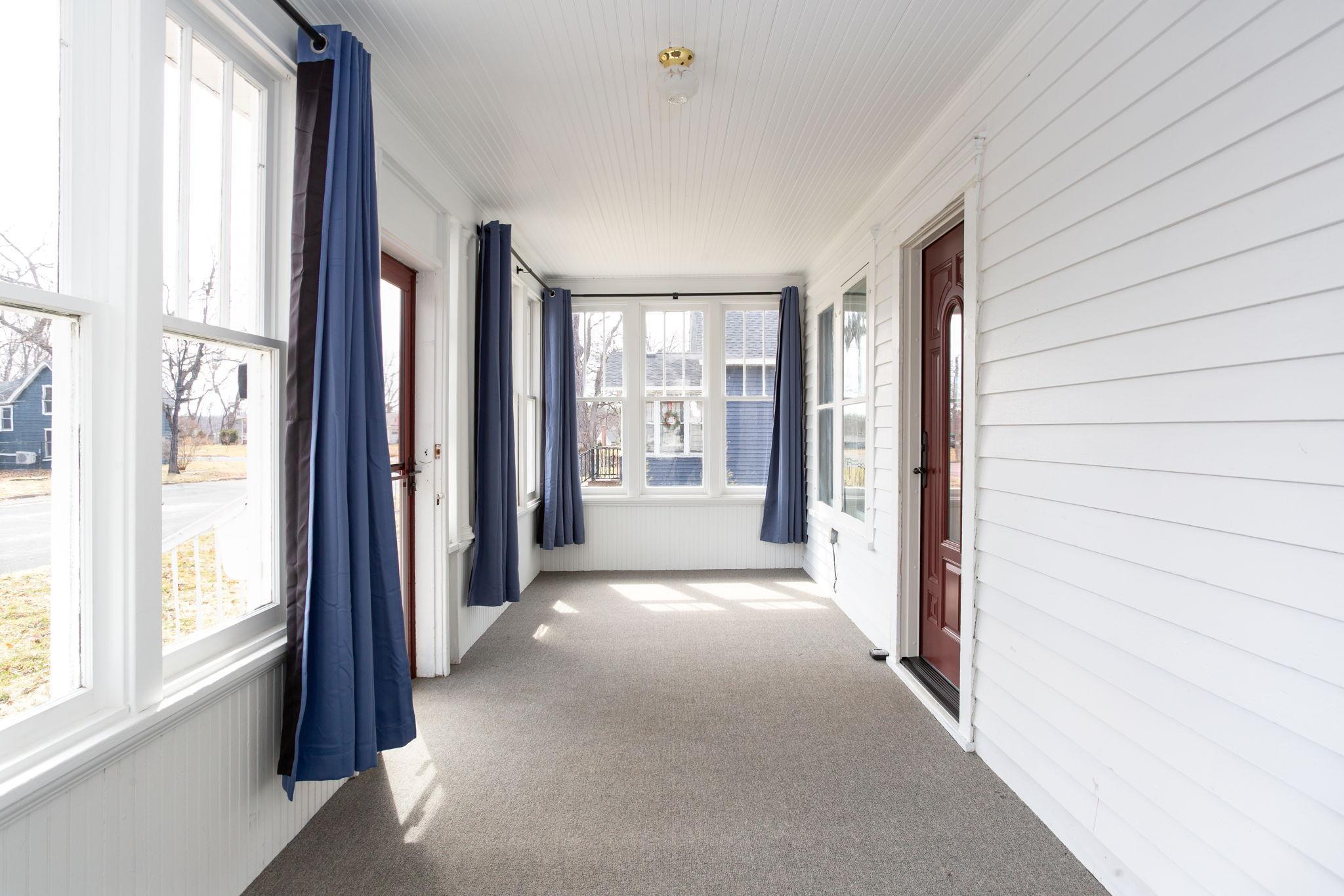 109 South Dallas Street River Falls, WI 54022 - Photo 7 of 32