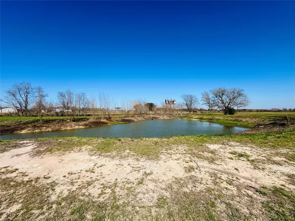 $2,300,000 | 25417 Highway 6, Hempstead, TX 77445