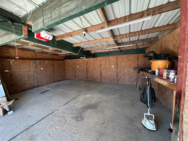 $2,300,000 | 25417 Highway 6, Hempstead, TX 77445