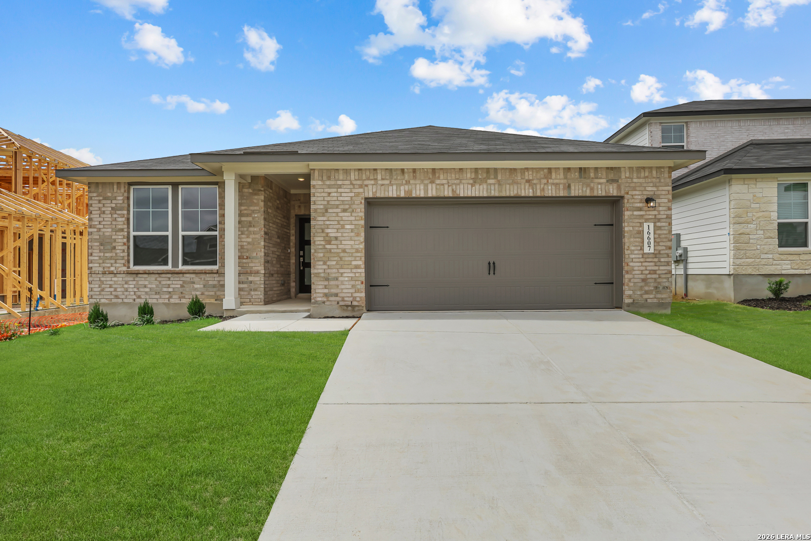 16607 Rosemary Ridge Elmendorf, TX 78112 - Photo 1 of 38