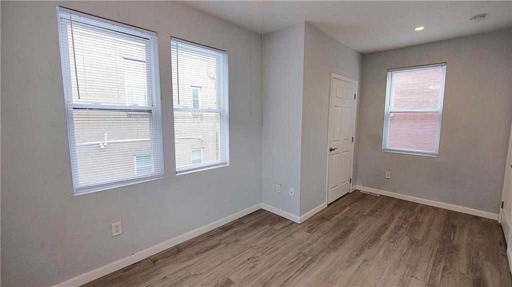 8-10 Pointview Road Pittsburgh, PA 15227 - Photo 14 of 50 8 Pointview Rd Bedroom