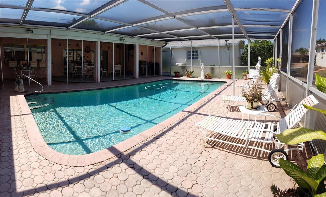 4911 West Park Road Hollywood, FL 33021 - Photo 2 of 4 Photo 2
