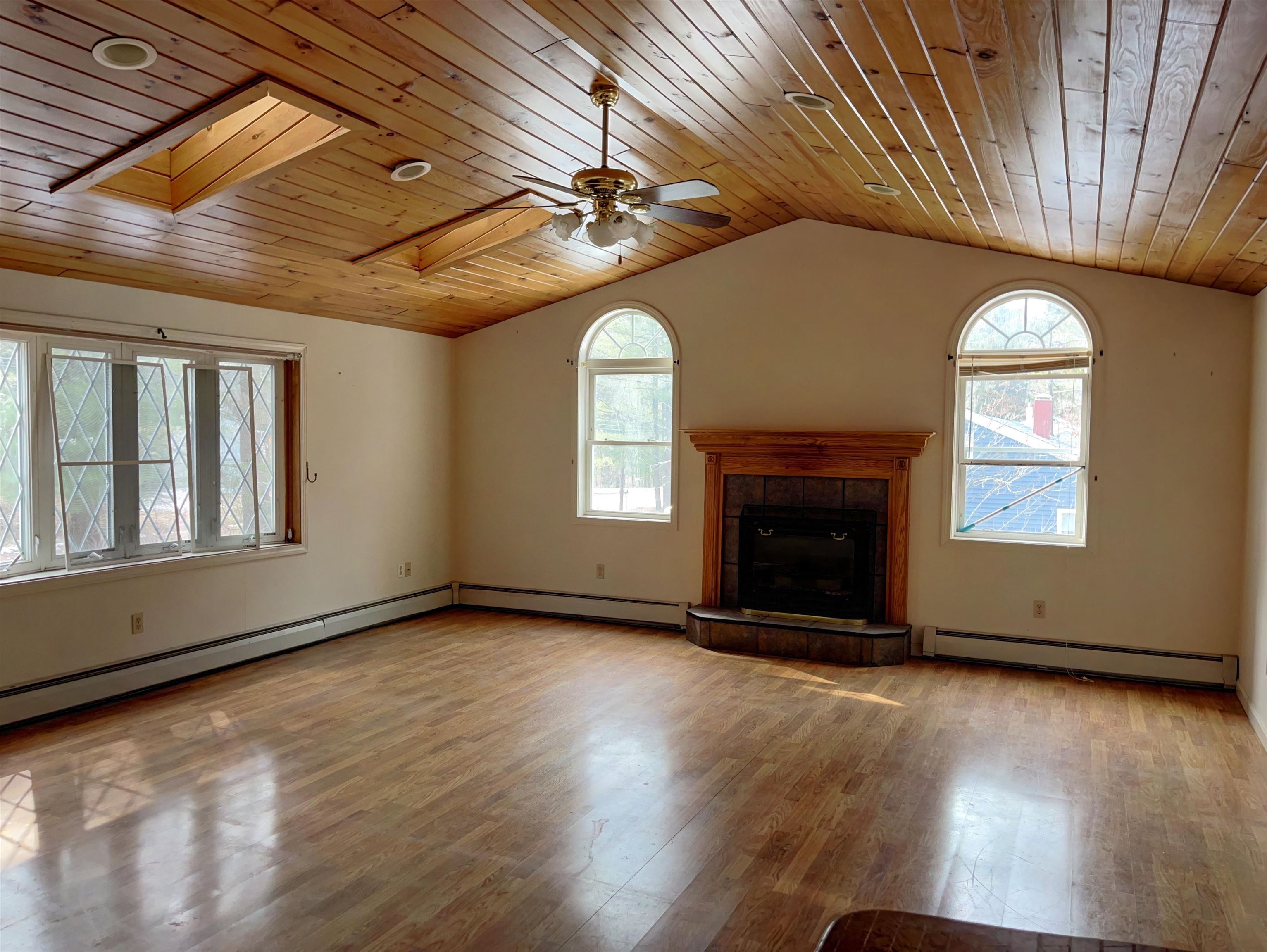 175 Naticook Road Merrimack, NH 03054 - Photo 5 of 32