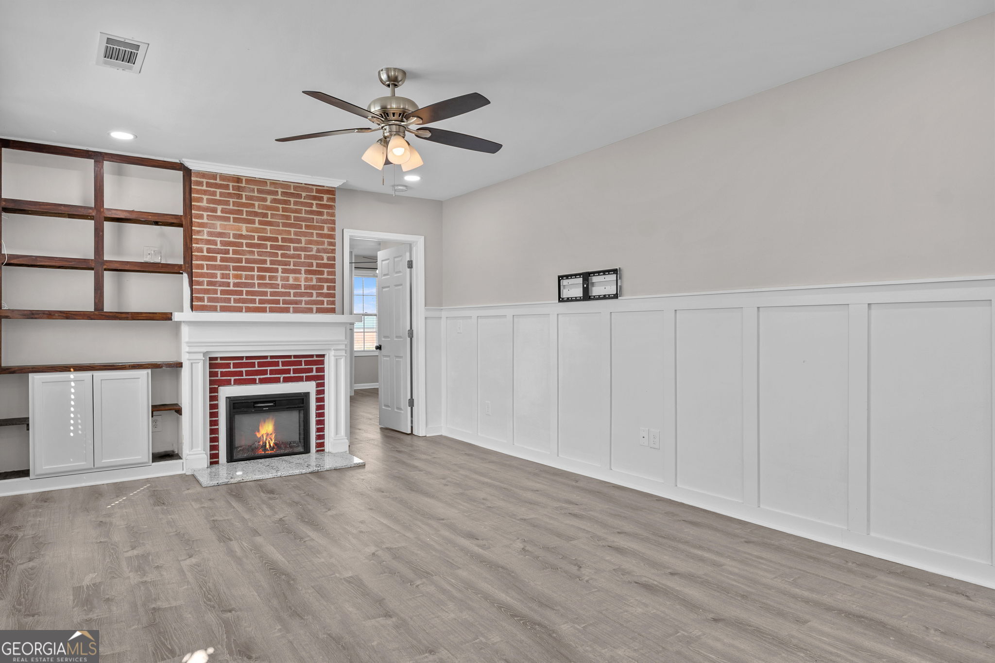 261 Lagrange Street Newnan, GA 30263 - Photo 8 of 36 Gallery Image 8