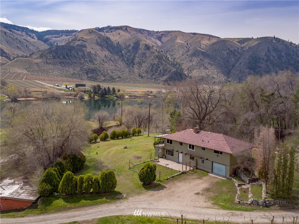 509 Stayman Flats Road Chelan, WA 98816 - Photo 1 of 25 Gallery Image 1