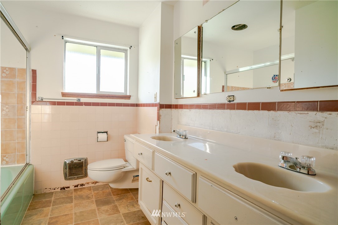 509 Stayman Flats Road Chelan, WA 98816 - Photo 19 of 25 Gallery Image 19