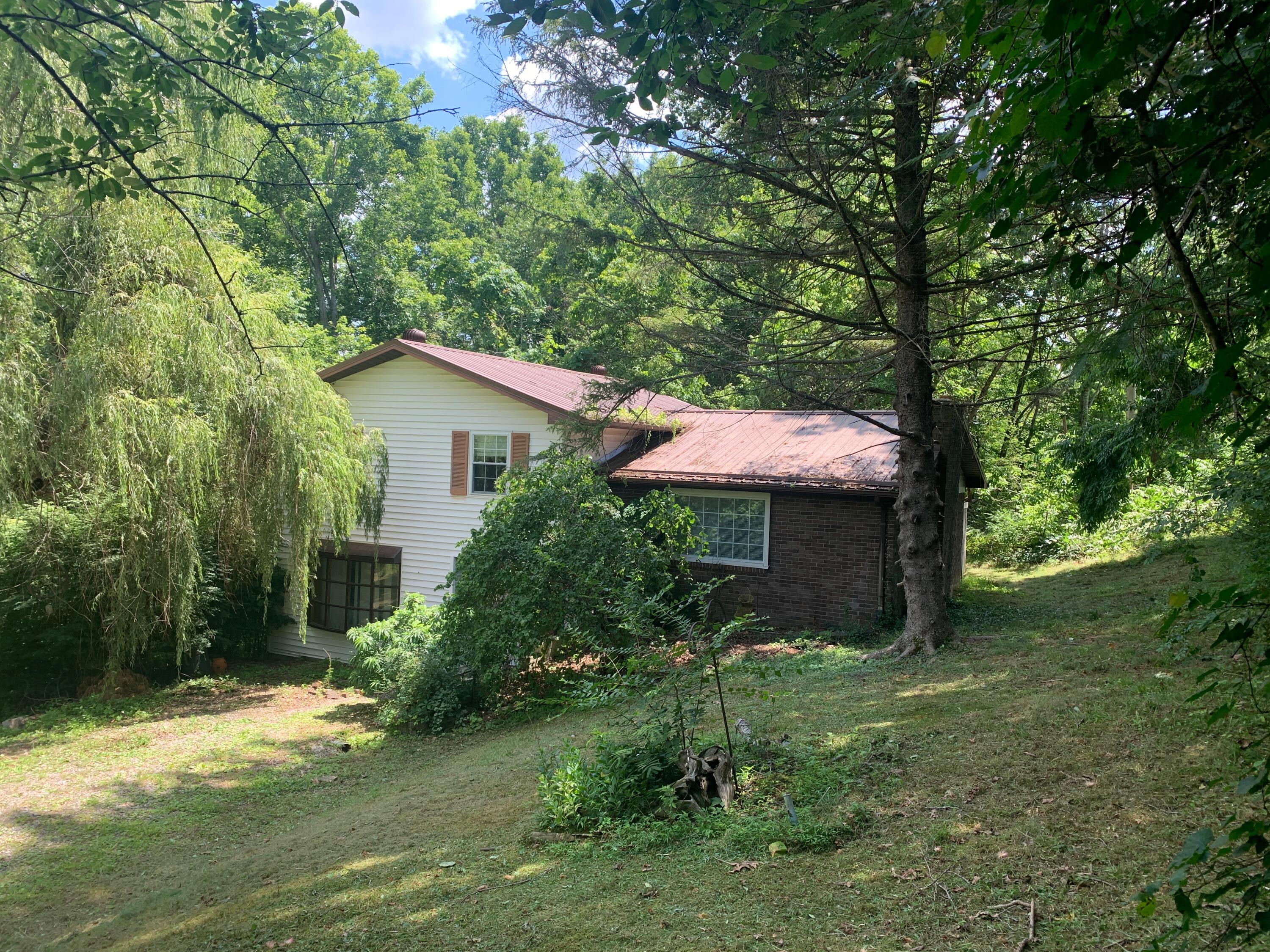 60 Grover Whitehead Road Whitley City, KY 42653 - Photo 2 of 13 IMG_3329