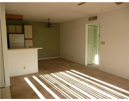 741 Lyons Road, Unit 17 106 Coconut Creek, FL 33063 - Photo 3 of 6 Exterior Front