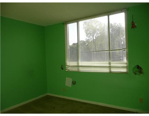 741 Lyons Road, Unit 17 106 Coconut Creek, FL 33063 - Photo 5 of 6 Exterior Front