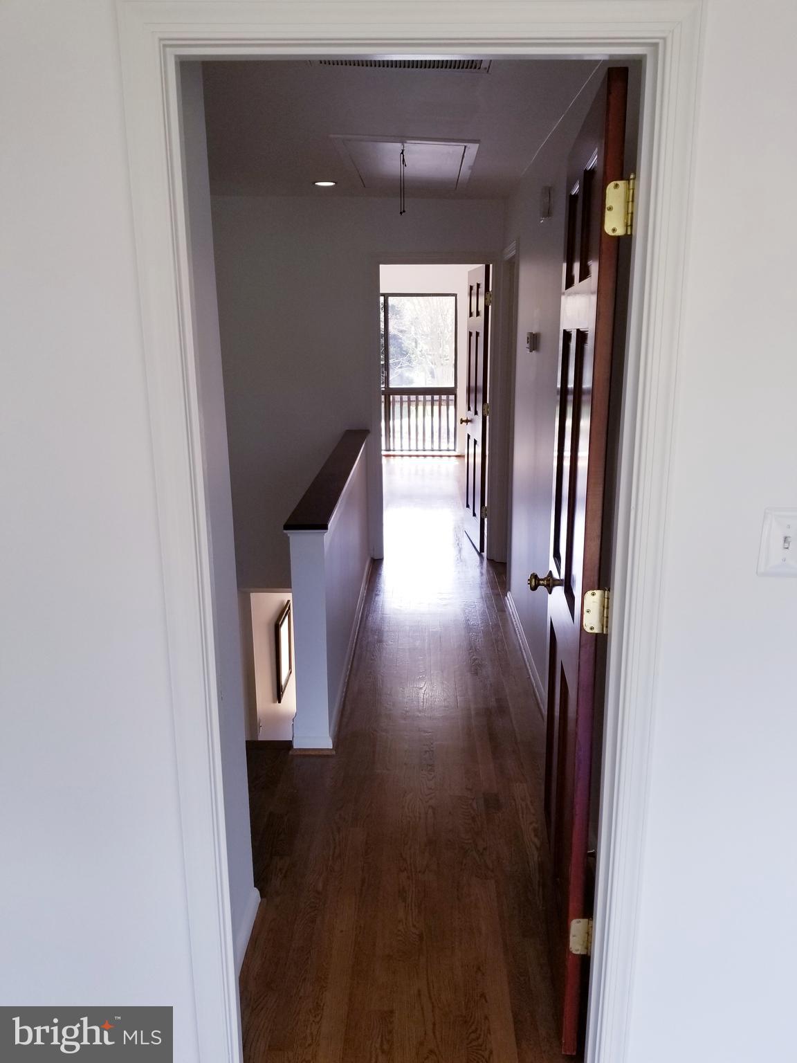 2034 Lakewinds Drive Reston, VA 20191 - Photo 19 of 41 Gallery Image 19