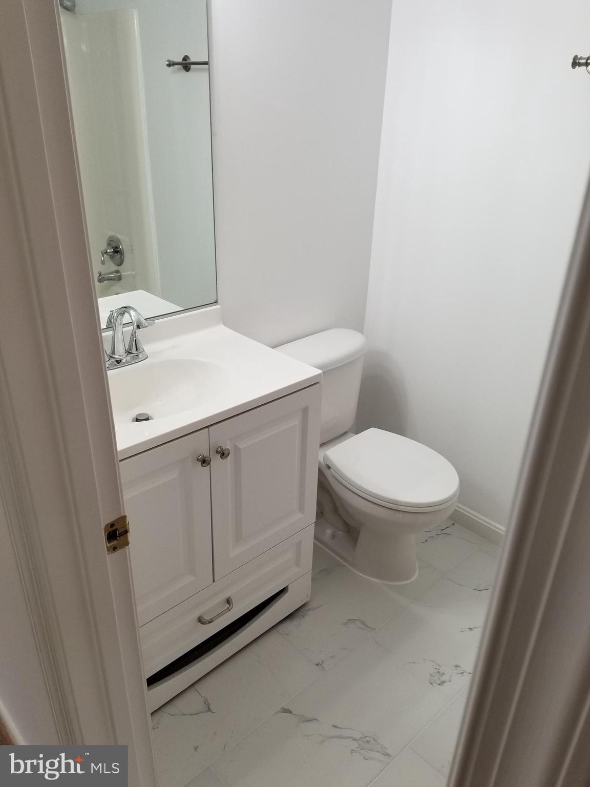 2034 Lakewinds Drive Reston, VA 20191 - Photo 27 of 41 Gallery Image 27