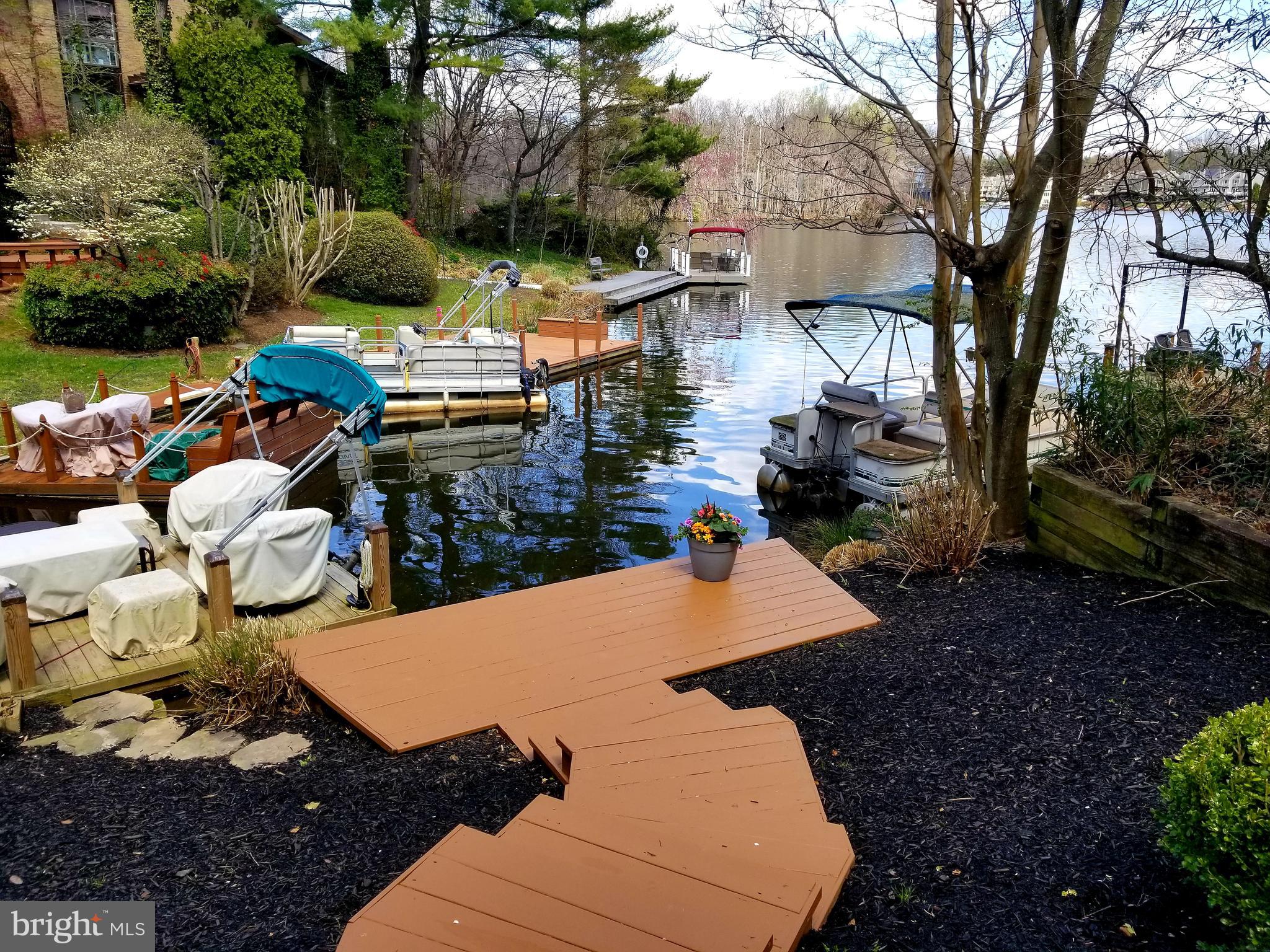 2034 Lakewinds Drive Reston, VA 20191 - Photo 39 of 41 Gallery Image 39