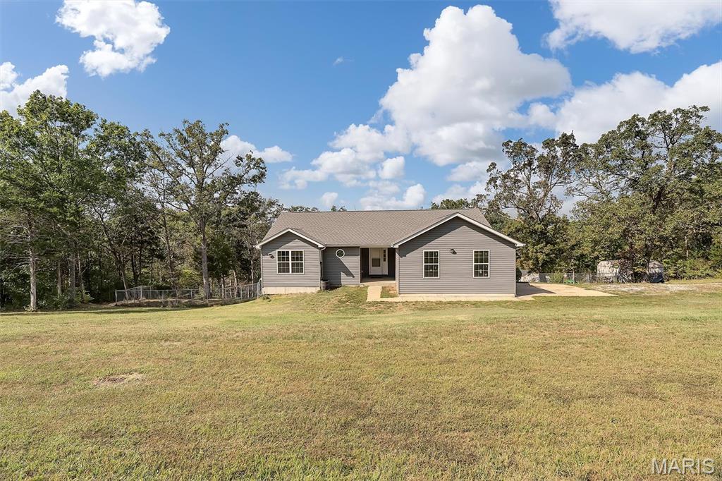 68 Lyrics Lane Villa Ridge, MO 63089 - Photo 8 of 39