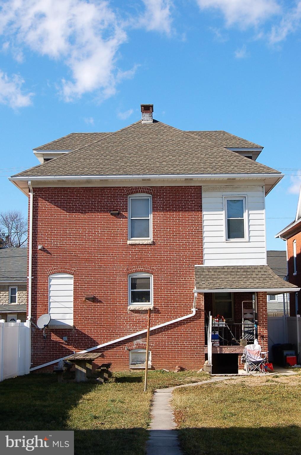 402 Frederick Street Hanover, PA 17331 - Photo 2 of 22 New Roof
