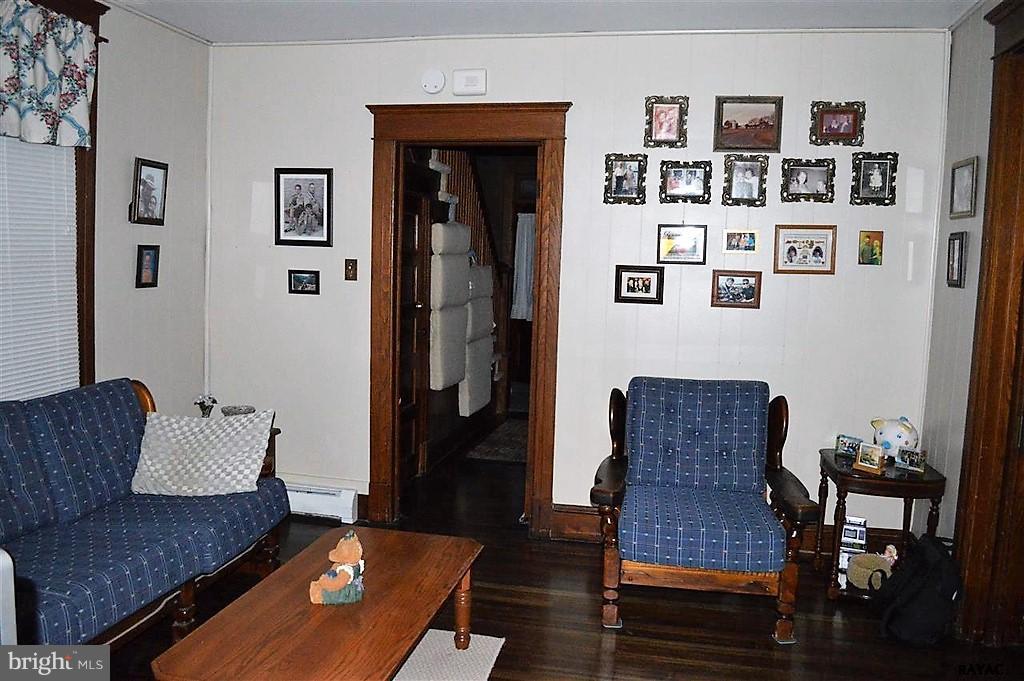 402 Frederick Street Hanover, PA 17331 - Photo 13 of 22 First Flr Living Rm