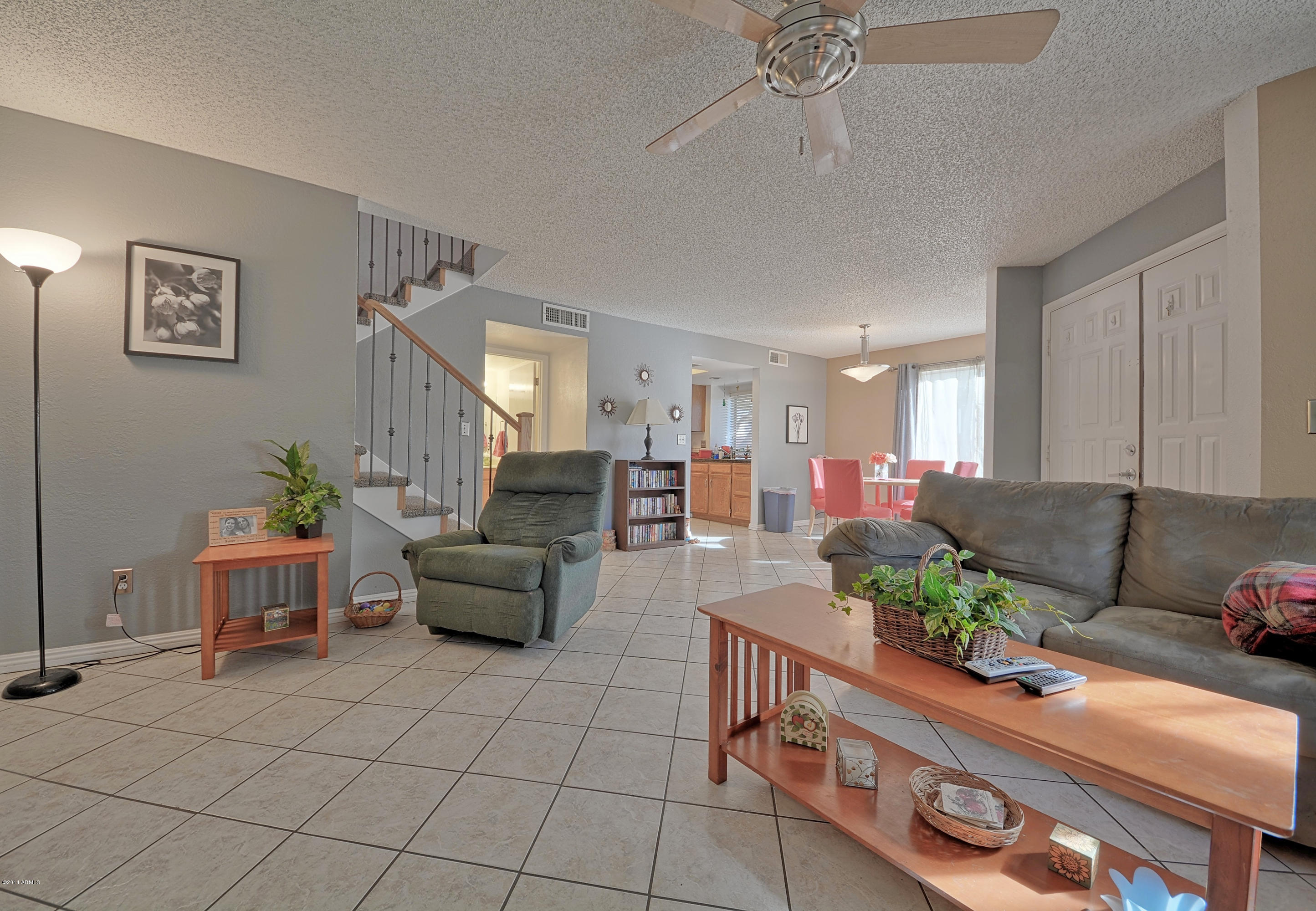2834 South Ext Road, Unit 1077 Mesa, AZ 85210 - Photo 8 of 33 Living Room(2)