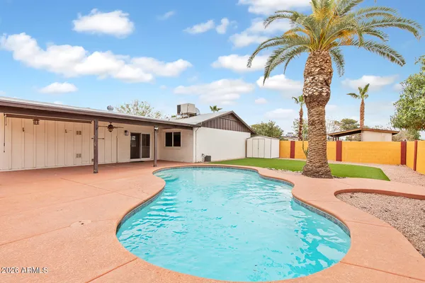 $2,495 | 1601 West Marco Polo Road, Phoenix, AZ 85027