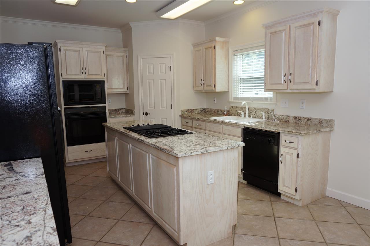 234 General Canby Loop Daphne, AL 36527 - Photo 5 of 24 Kitchen