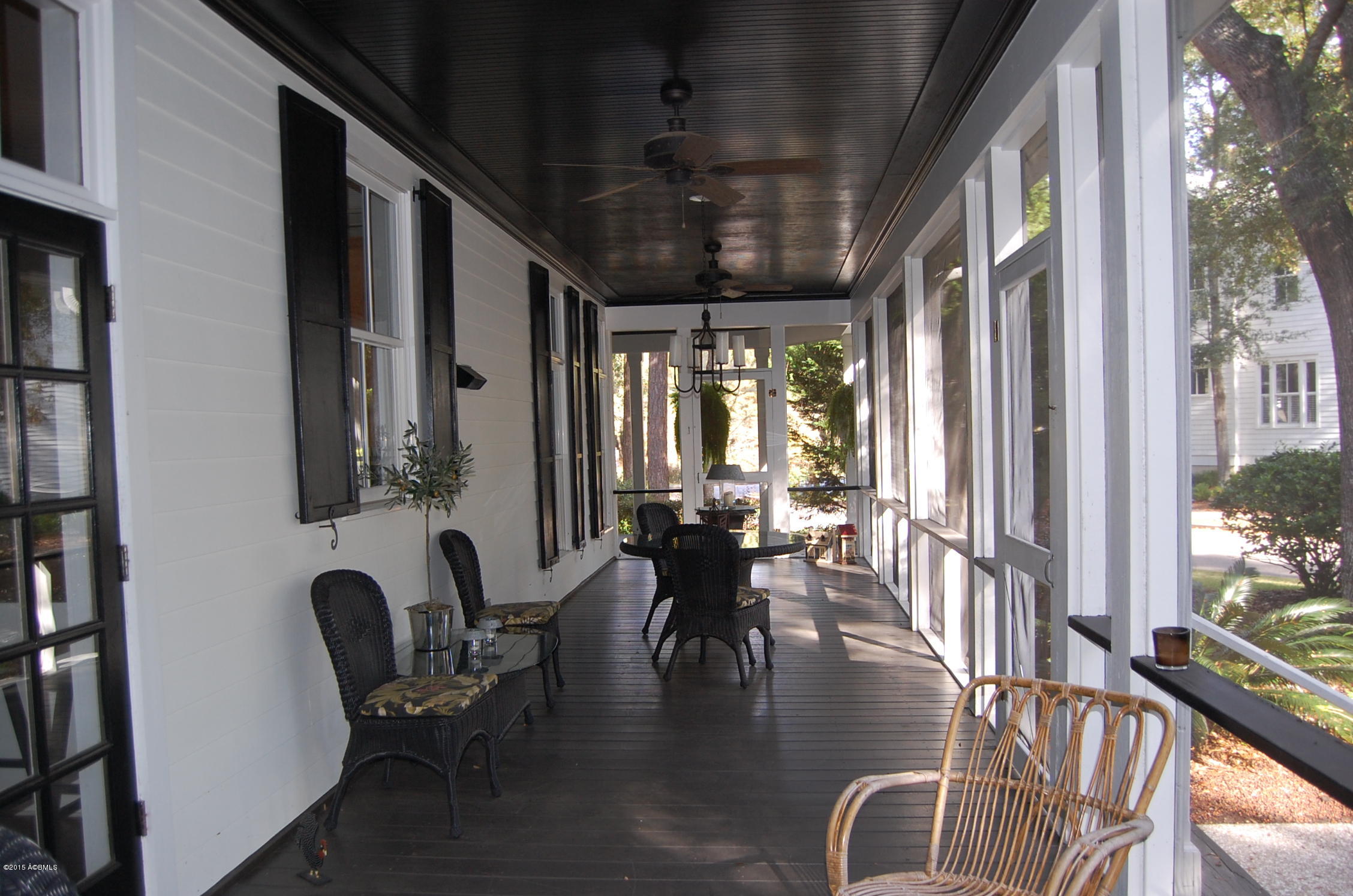 1 Newpoint Road Beaufort, SC 29907 - Photo 9 of 50 DSC_0020