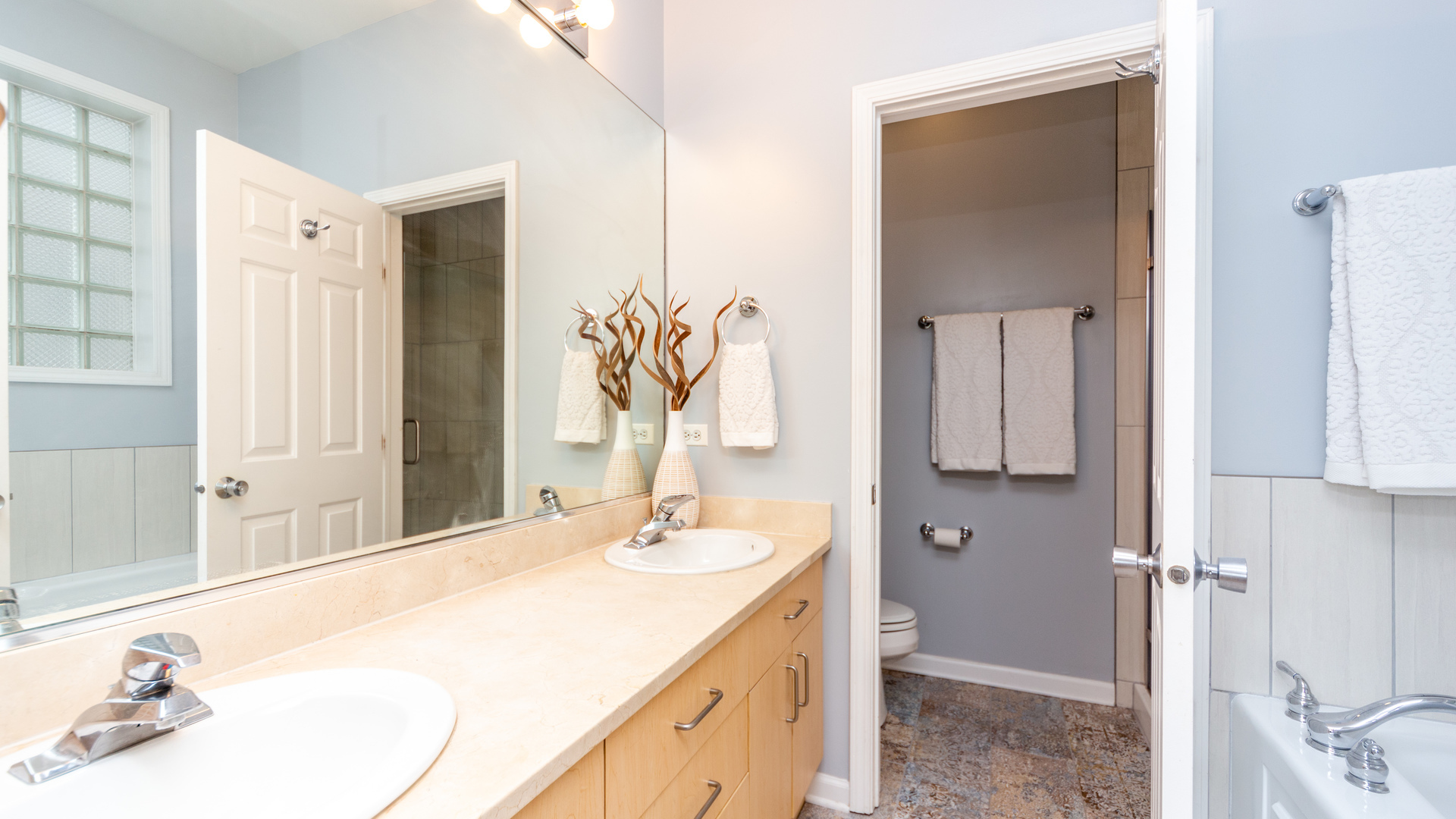 2123 West Rice Street, Unit 2E Chicago, IL 60622 - Photo 13 of 19