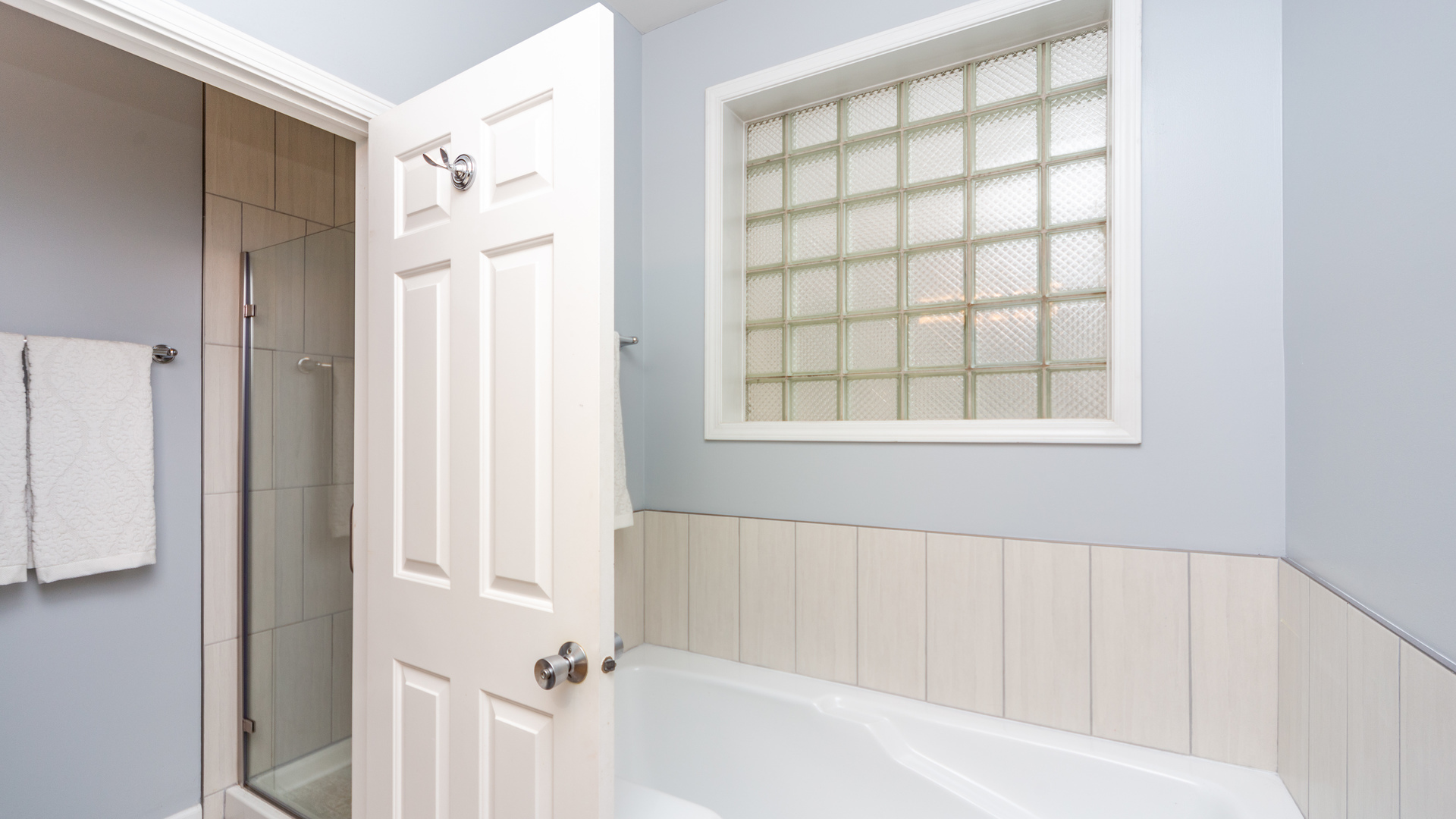 2123 West Rice Street, Unit 2E Chicago, IL 60622 - Photo 14 of 19