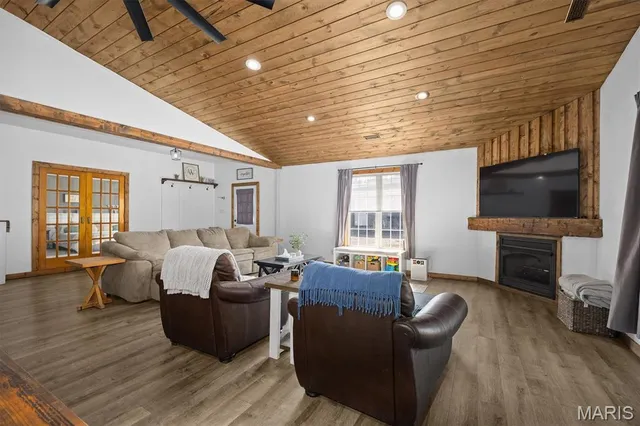 $259,900 | 1822 Trapper Avenue, Mulberry Grove, IL 62262