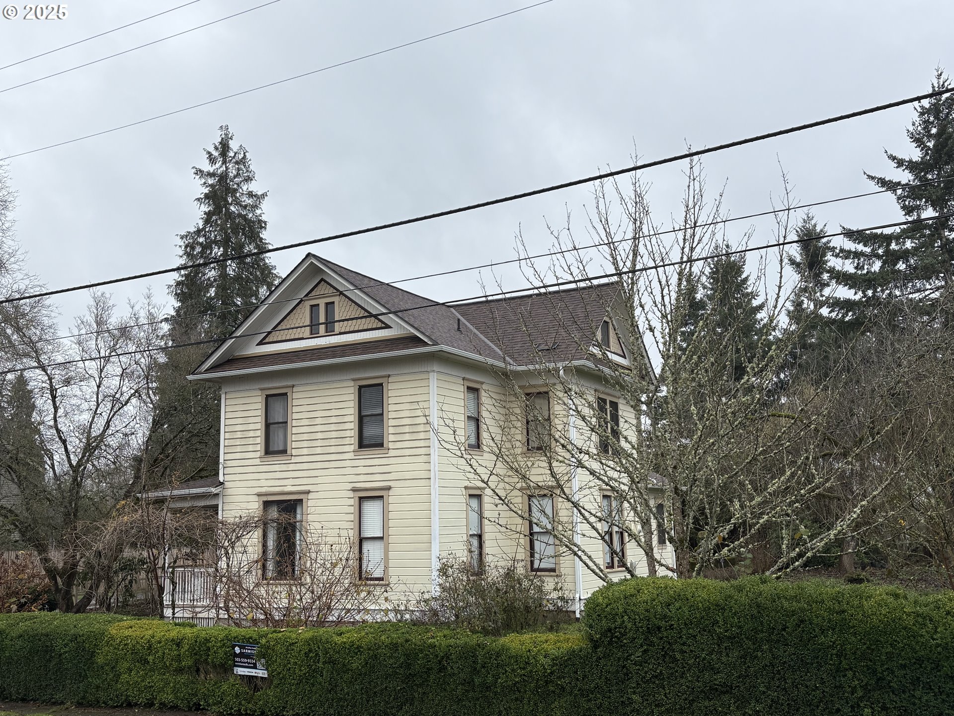 430 West Water Street Stayton, OR 97383 - Photo 11 of 42 a view of a house with a yard
