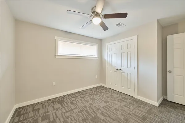$1,350 | 309 South Magnolia Street, Tomball, TX 77375