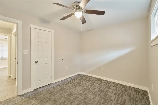 $1,350 | 309 South Magnolia Street, Tomball, TX 77375
