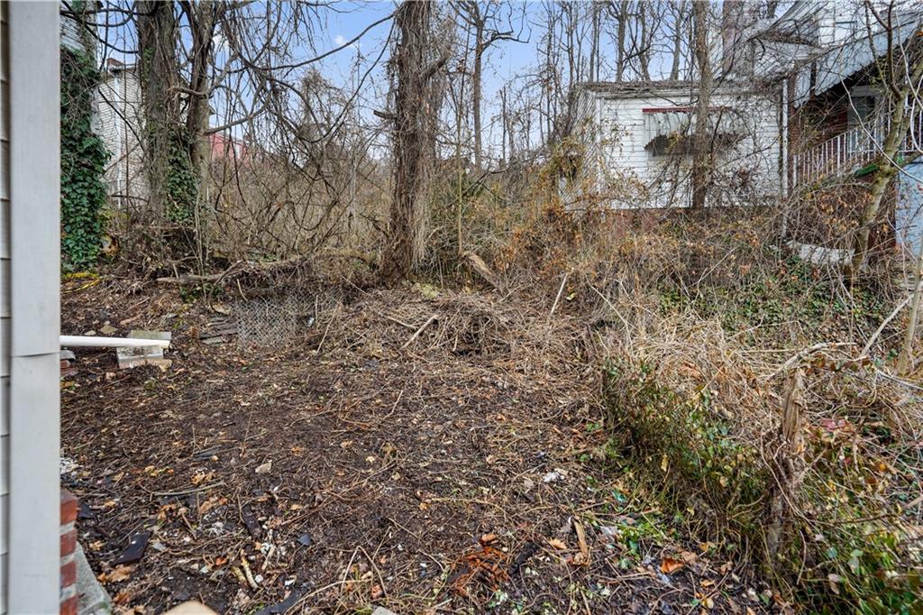 528 3rd Street Charleroi, PA 15022 - Photo 23 of 50 a view of a yard