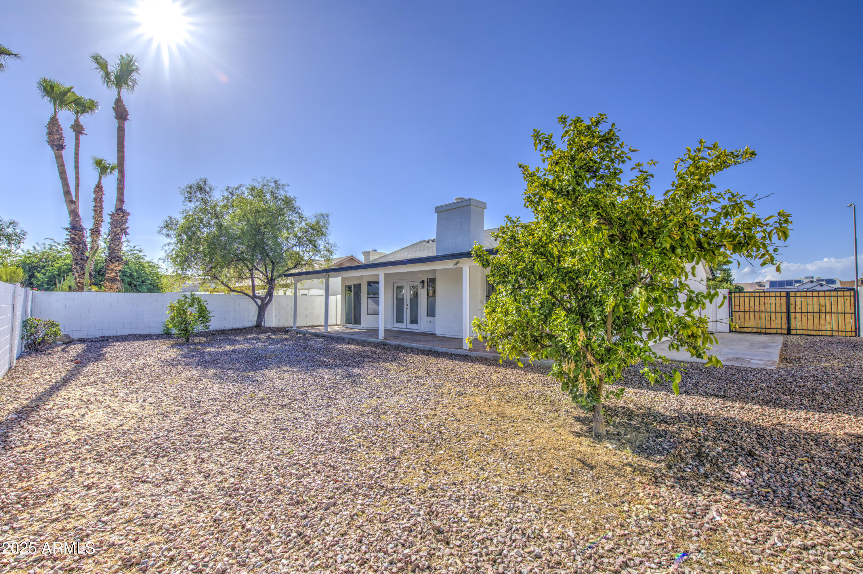 1457 East Utopia Road Phoenix, AZ 85024 - Photo 27 of 34 REAR