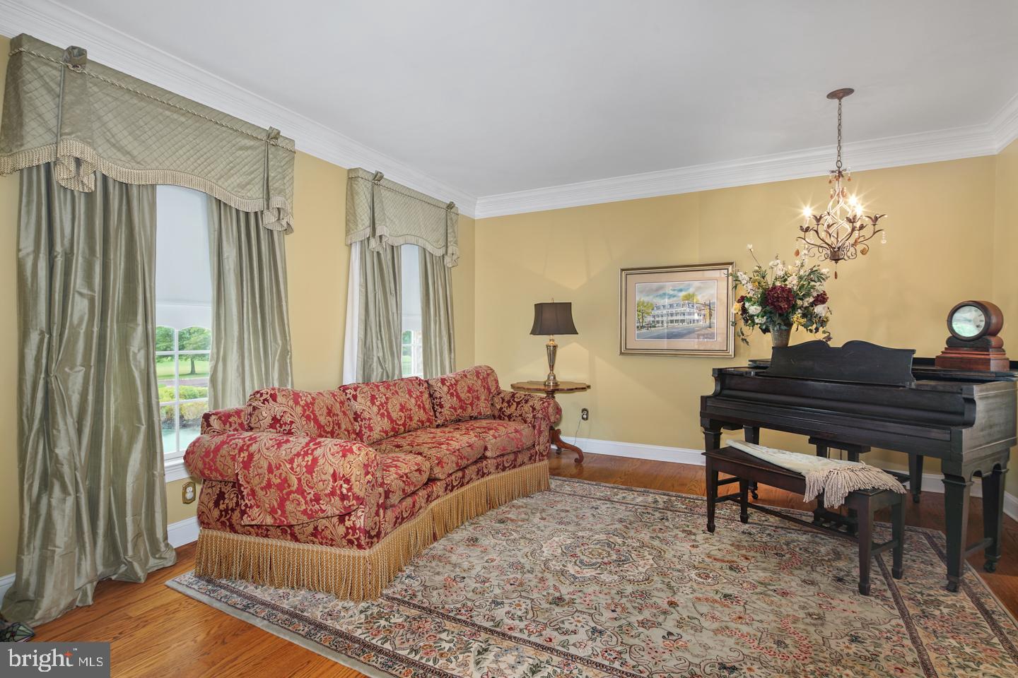 11 Estates Drive Doylestown, PA 18902 - Photo 4 of 35