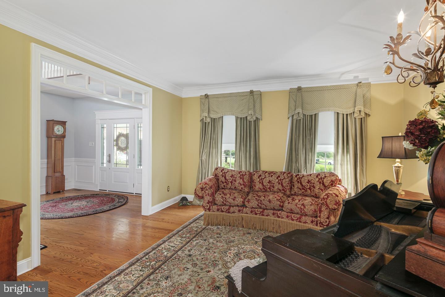 11 Estates Drive Doylestown, PA 18902 - Photo 5 of 35