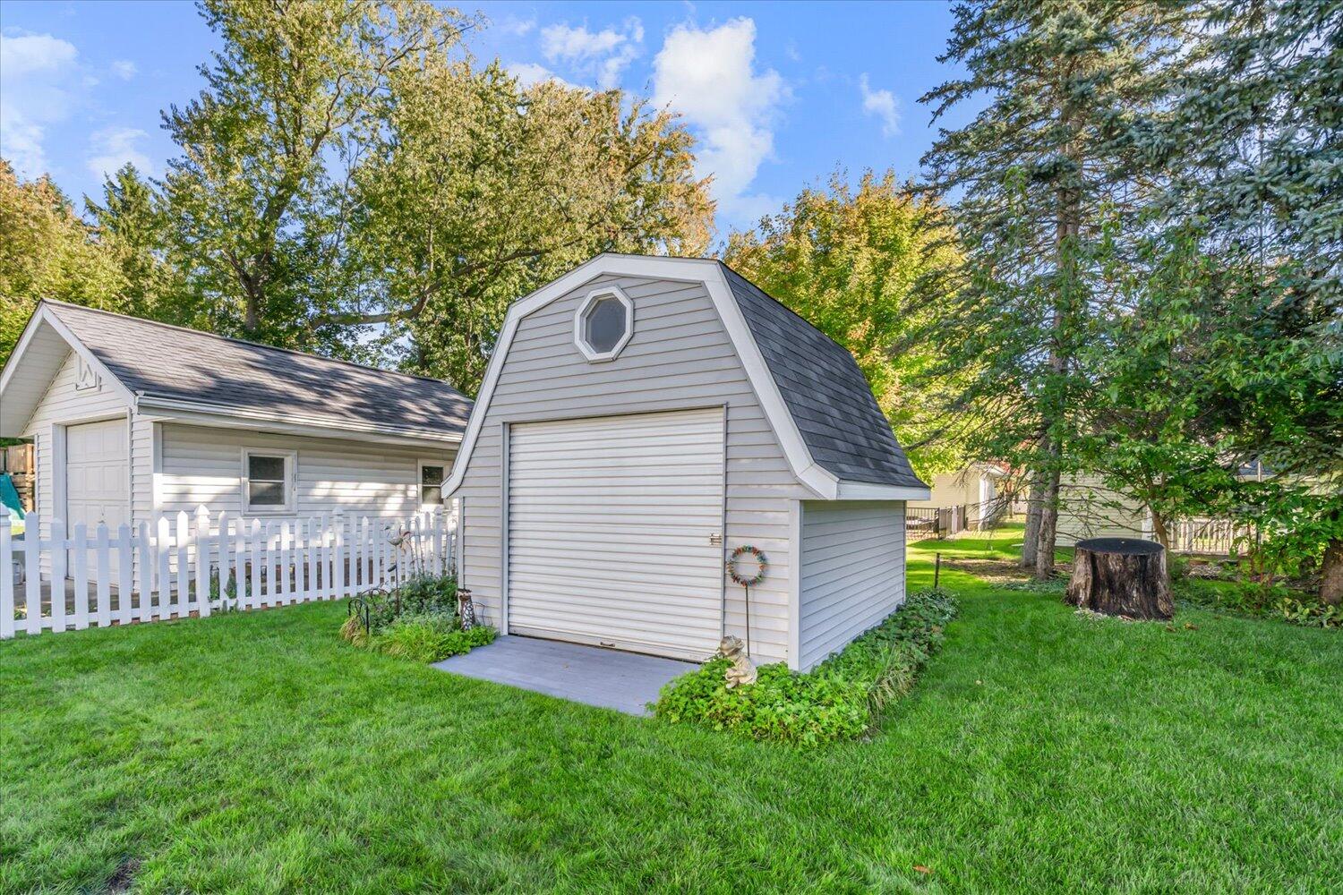 1314 Highgate Road Kalamazoo, MI 49006 - Photo 37 of 50 37-WM1314highgate-33