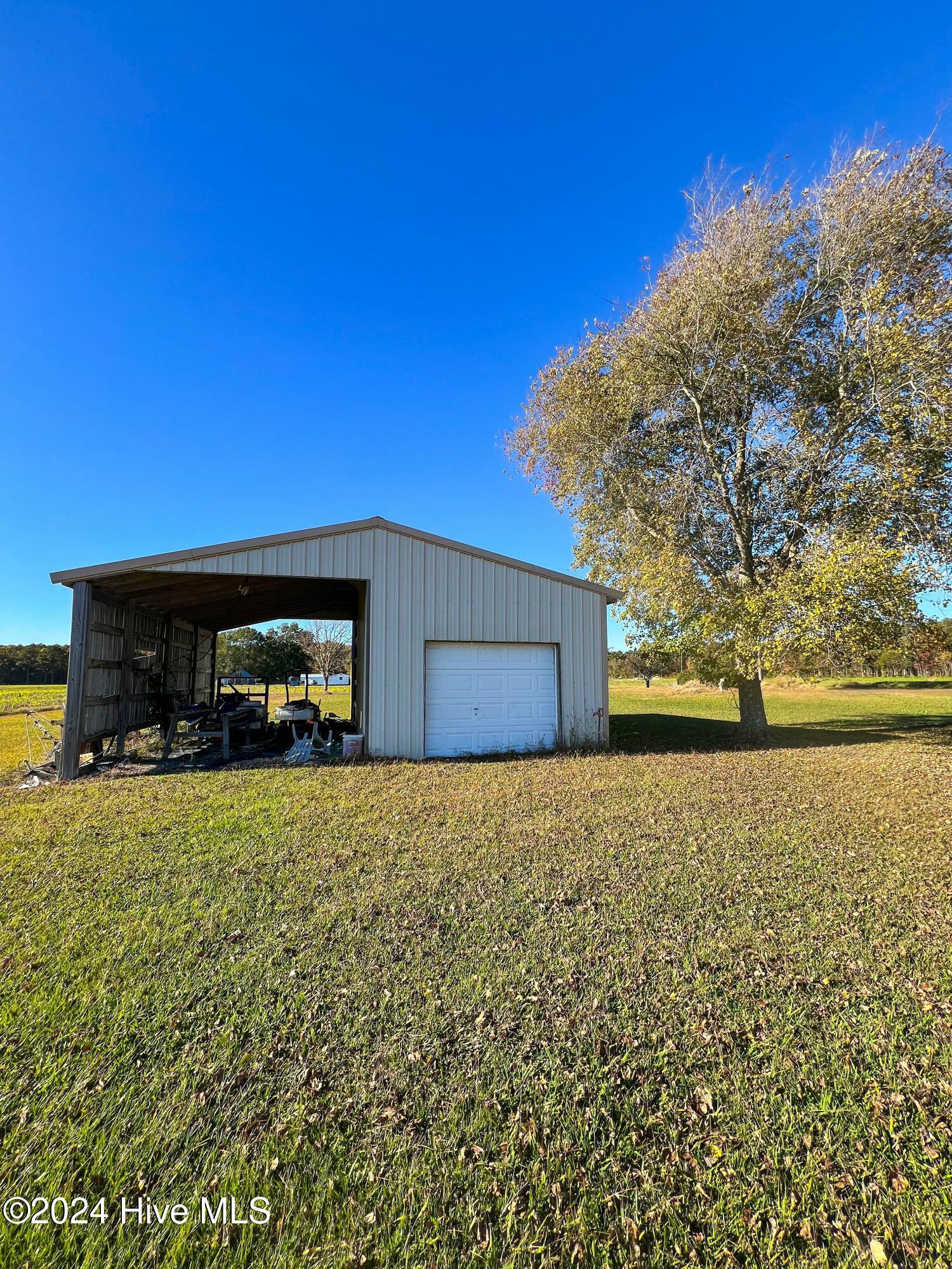 1391 Puddin Hill Road Scranton, NC 27875 - Photo 6 of 10 Shop building