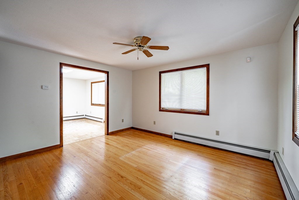 76 Fair Oak Road Springfield, MA 01128 - Photo 11 of 30