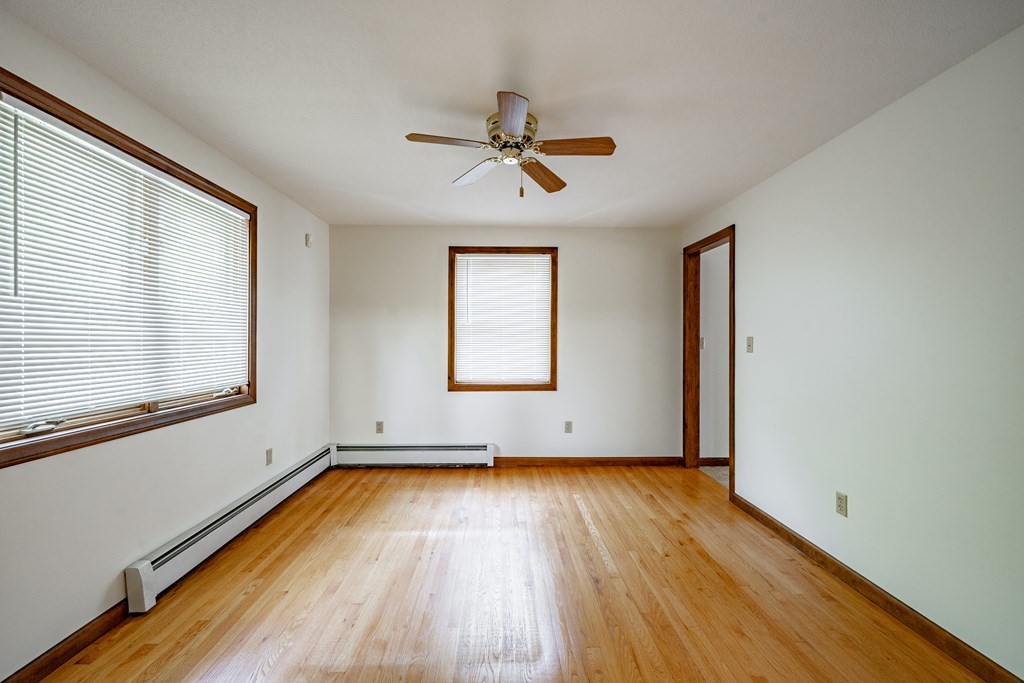 76 Fair Oak Road Springfield, MA 01128 - Photo 9 of 30