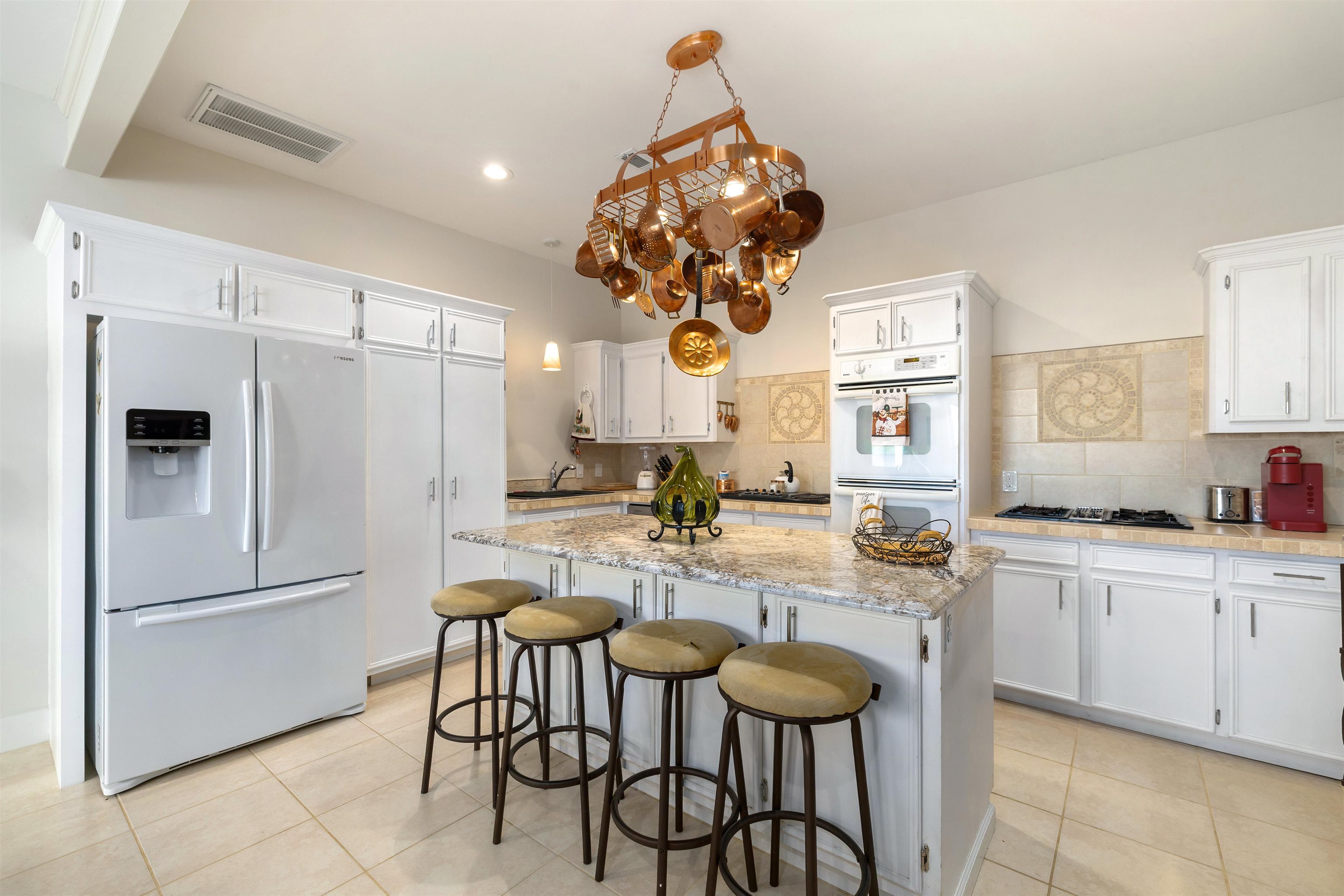 2475 Clubhouse Road Summerton, SC 29148 - Photo 7 of 39