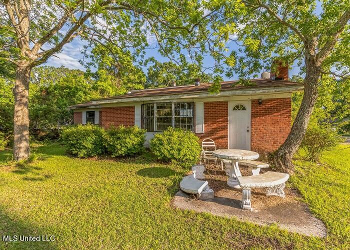 4112 Rabby Street Moss Point, MS 39563 - Photo 2 of 22 2