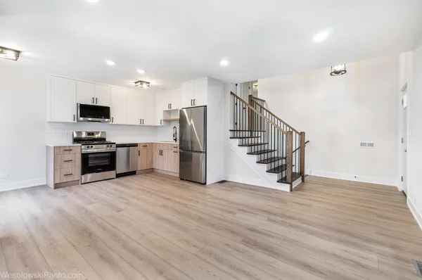 $199,900 | 1101 Williamsburg Road, Country Club Hills, IL 60478