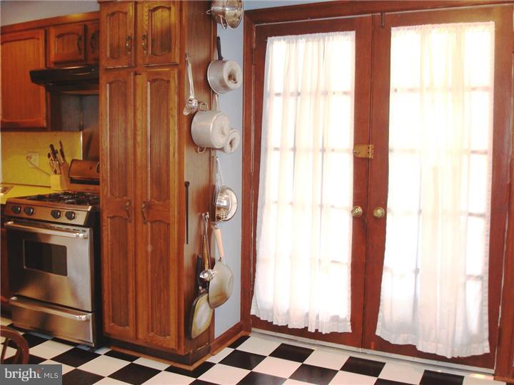 3035 Porter Road Camden, NJ 08104 - Photo 10 of 18