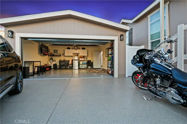 $669,950 | 3595 Santa Fe Avenue, Unit 302, Long Beach, CA 90810